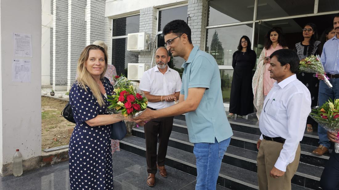 MOU with Cambridge Regional College UK